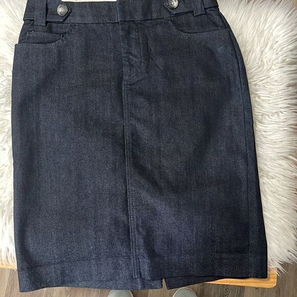 BANANA REPUBLIC AND BACCINI JEAN SKIRTS BUNDLE SIZE 4 - Picture 5 of 12